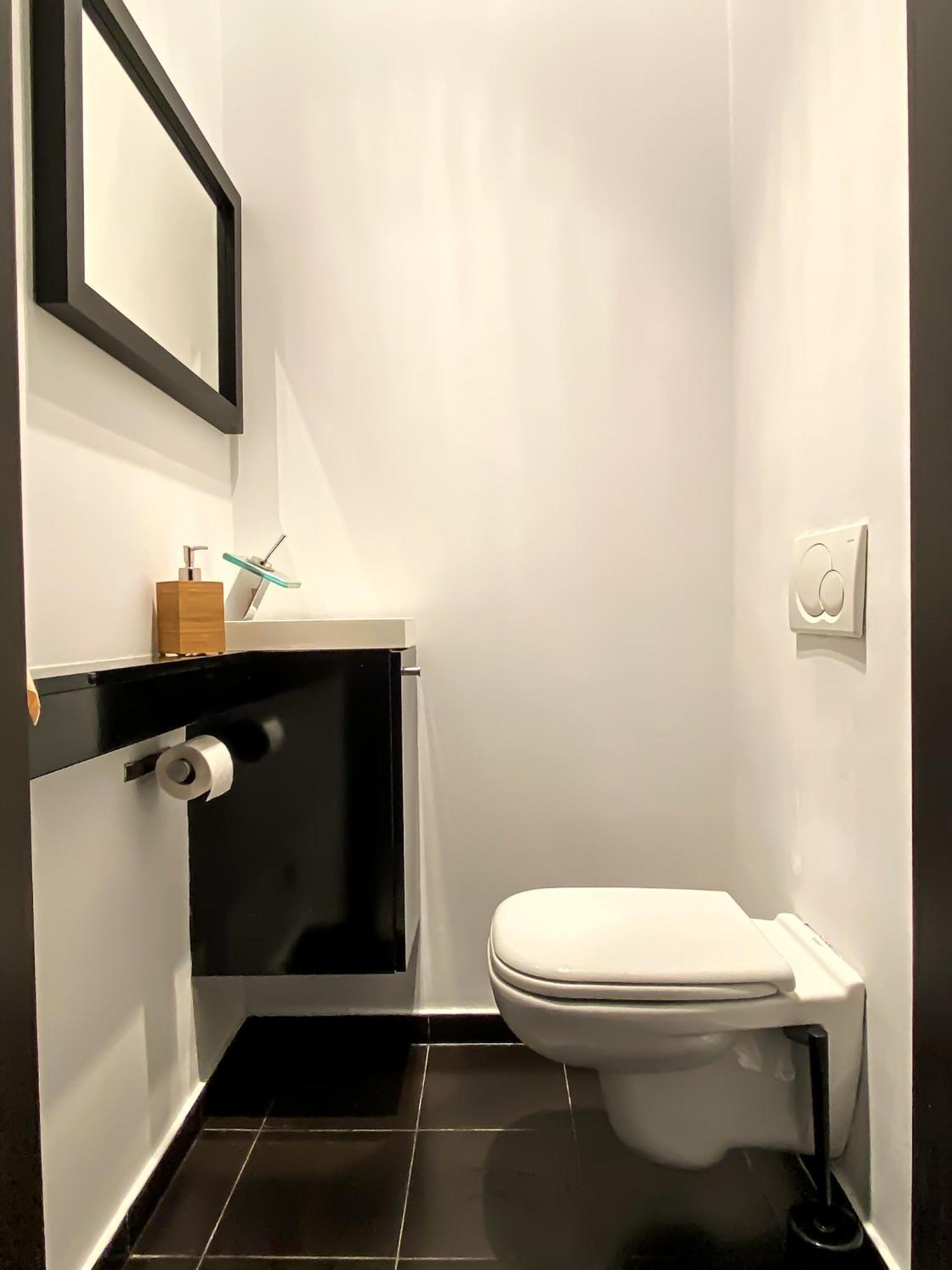 Appartement Unique And Spacious In Downtown *