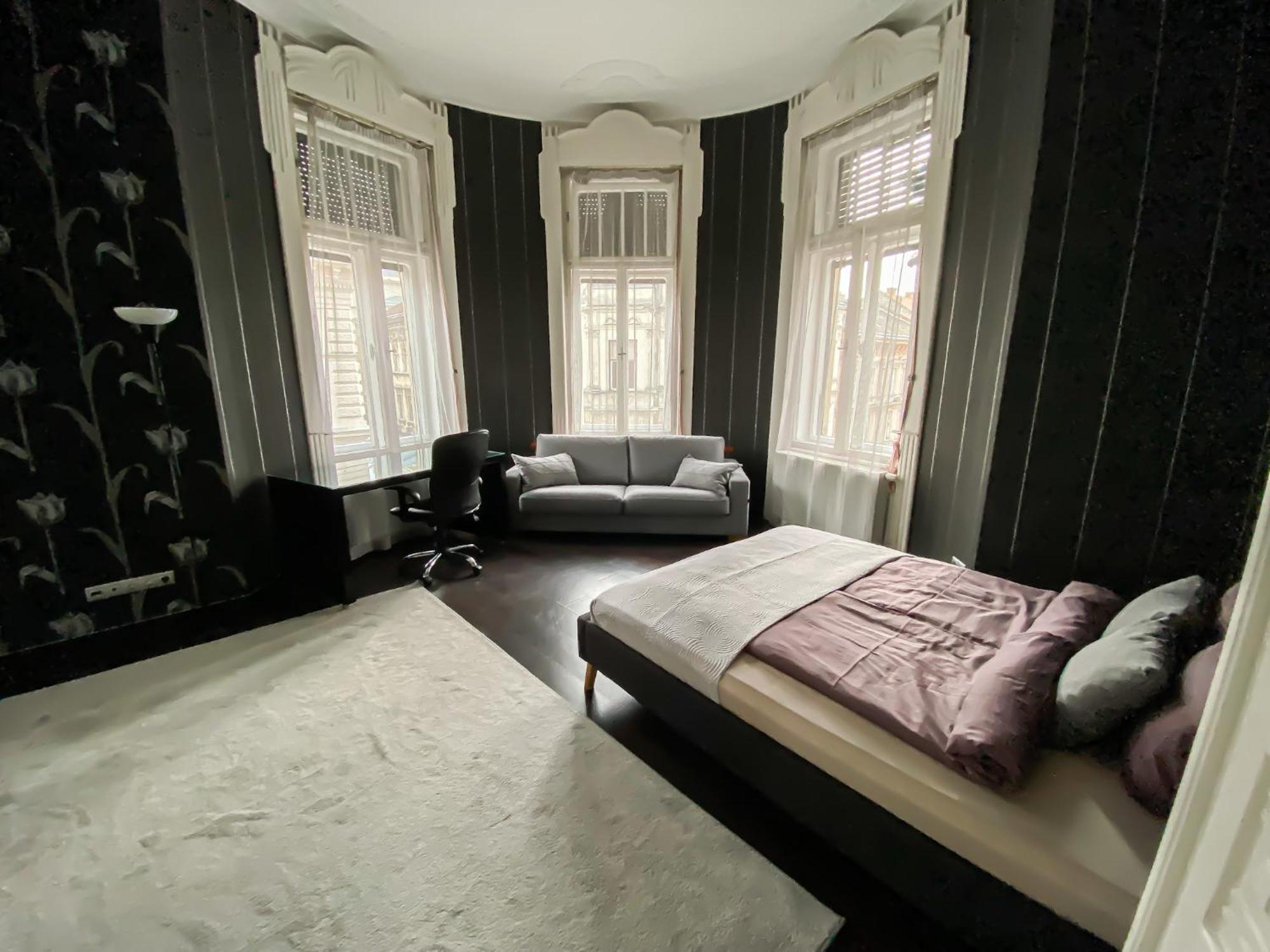 Unique And Spacious In Downtown Appartement *
